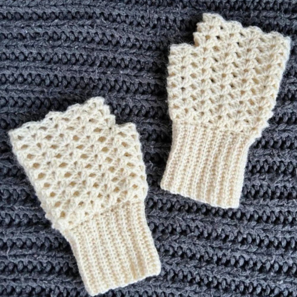 Mitten Crochet Pattern